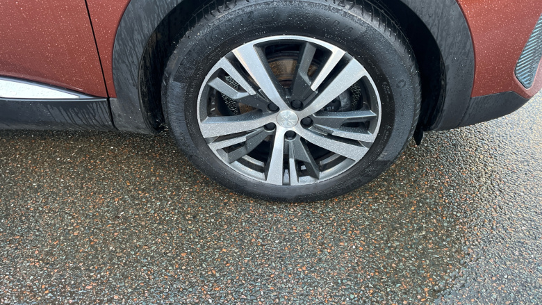 Peugeot 5008 1.5 BlueHDi Allure Premium+ 5dr EAT8 Diesel Estate